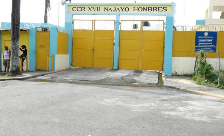 Se fugan tres presos de la cárcel Najayo Hombres