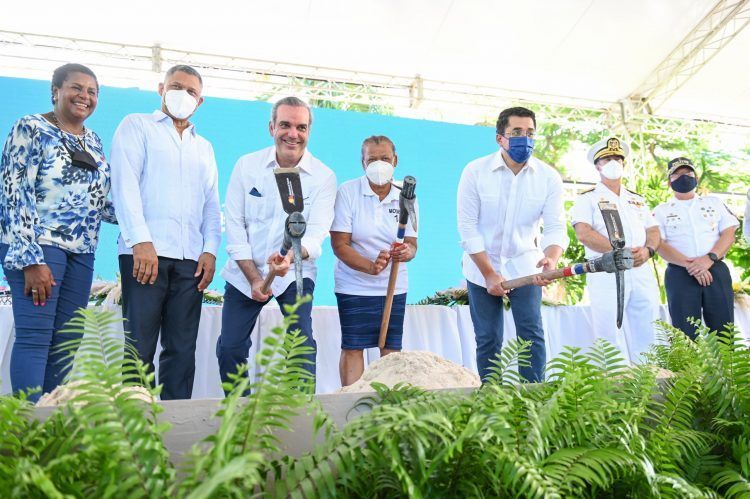 Turismo inicia obras en Samaná con inversión de más de 270 millones de pesos