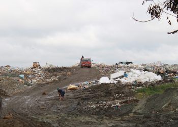 Medio Ambiente supervisa proceso de cierre del vertedero de Moca