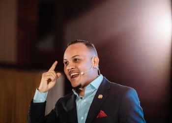 Aplazan nuevamente el conocimiento de coerción contra Jairo González