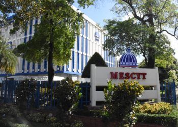 MESCYT abre convocatoria para otorgar becas internacionales a jóvenes dominicanos