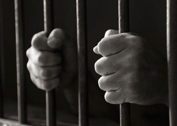 Arrestan hombre acusado de amputar brazo a otro