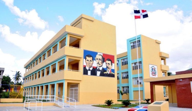 Minerd cederá centros educativos a partir del viernes a la JCE para elecciones