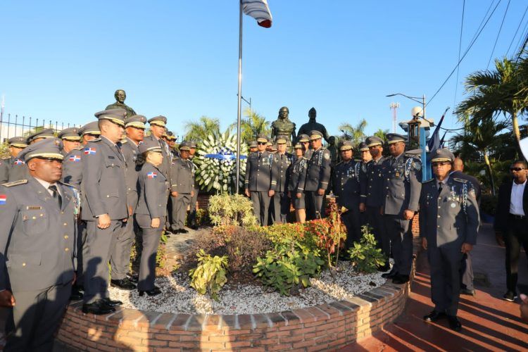 En medio de escándalos, Policía Nacional celebra su 87 aniversario