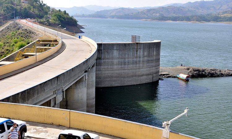 Gobierno asegura toma medidas para minimizar la falta de agua