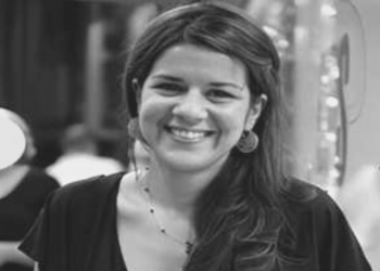 Hallan ahorcada una mujer en plaza comercial de Moca