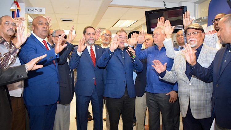 Juramentan comité organizador de Juegos Patrios de Nueva York