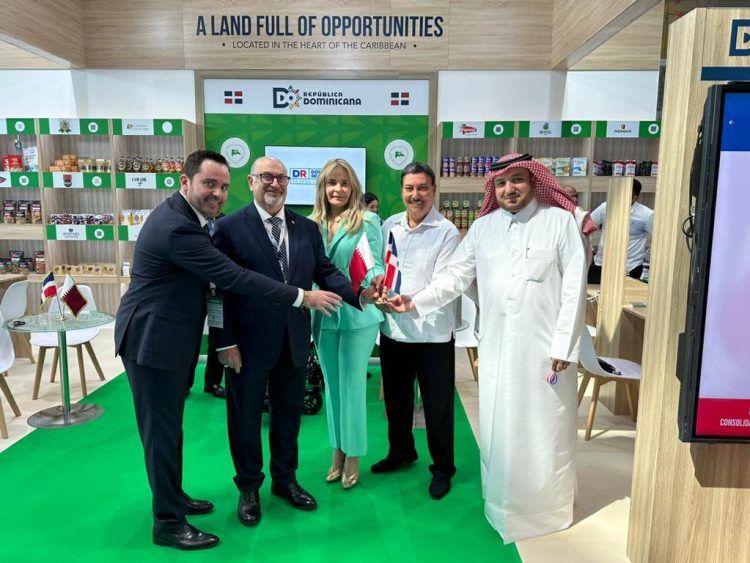 RD presenta oferta de productos exportables en feria de Qatar