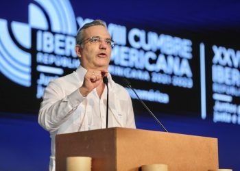 Abinader: “La única forma de actuar con Haití es pacificar Haití”