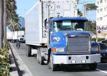 Prohíben circulación de vehículos de carga en Semana Santa