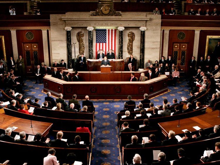 Senado de EE.UU. deroga medida que autorizó guerra de Irak