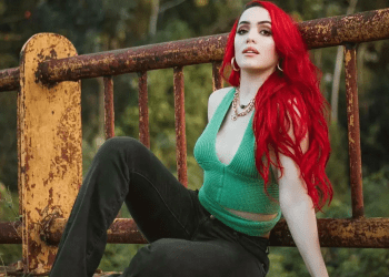 Karen Yapoort aclara rumores de embarazo