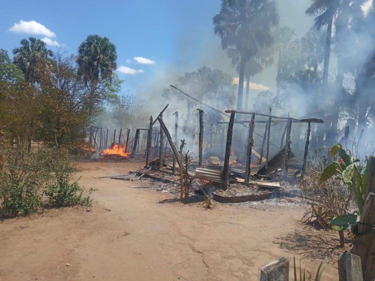 Hombre intenta matar a su abuela por no comprarle cigarrillos
