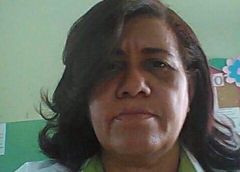 Profesora se suicida en escuela donde impartía docencia