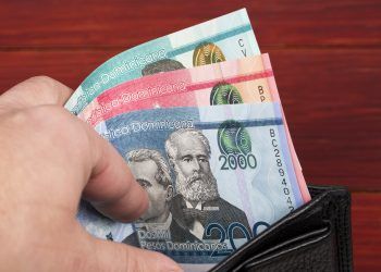 Ministerio de Economía dice economía dominicana crecería 4.25 % al cierre del 2023