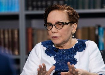 Amenaza de “La J” contra Miriam Germán “fue fabricada dentro de la PGR”, revela Roberto Santana