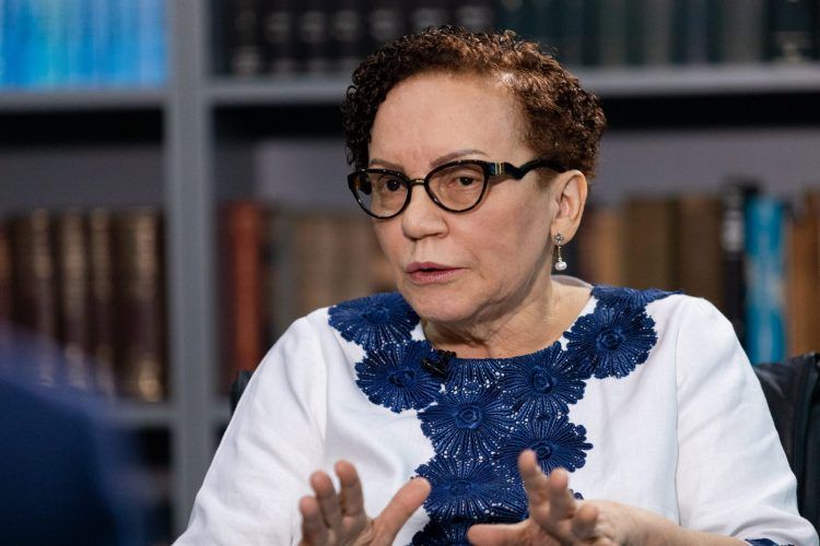 Amenaza de “La J” contra Miriam Germán “fue fabricada dentro de la PGR”, revela Roberto Santana