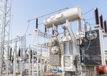 Edesur dice que suple el 98.75 % de la demanda energética a sus clientes