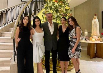 Presidente Abinader asistirá a graduación de unas de sus hijas en Estados Unidos