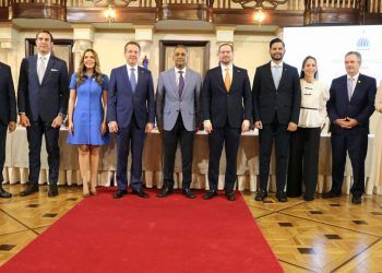 Gobierno entrega RD$25 millones en apoyo de la industria emprendedora