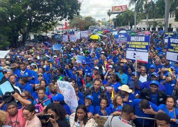 ADP justifica su decisión de suspender la docencia