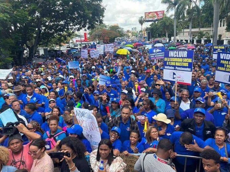 ADP justifica su decisión de suspender la docencia