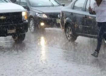 Continuarán los aguaceros este lunes por incidencia de una vaguada