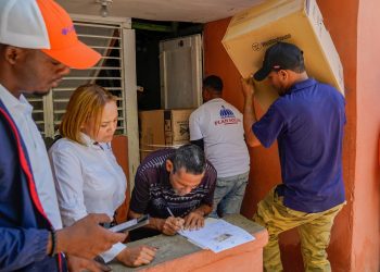 Tras inundaciones, Plan Social de la Presidencia equipa viviendas de región Sur