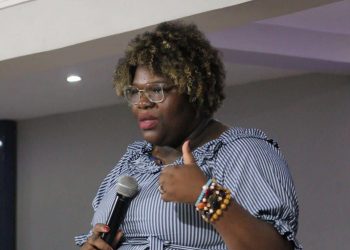 Emiten orden de arresto contra Elizabeth Silverio