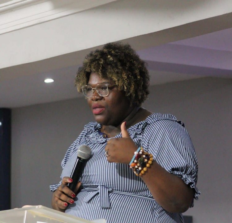 Emiten orden de arresto contra Elizabeth Silverio