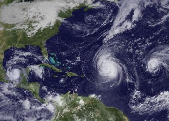 Onamet mantiene vigilancia a onda tropical que podría convertirse en ciclón