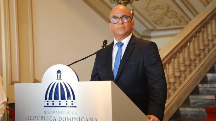 Gobierno aclara que su política migratoria no incluye ningún plan de regularización