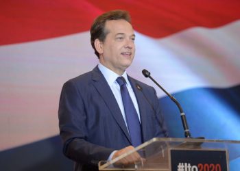 Ito Bisonó asegura que no hay escasez de azúcar en el mercado