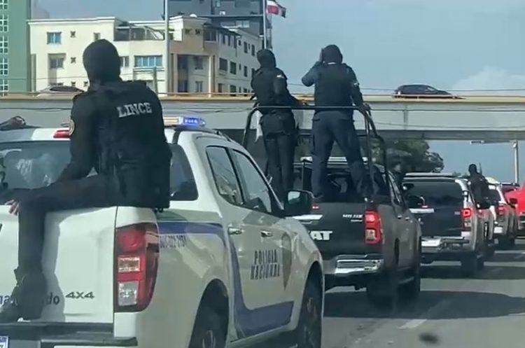 Autoridades realizan al menos 20 allanamientos en Santiago