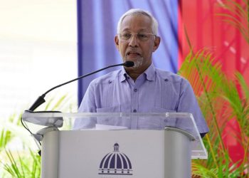 Padre recibirán bono de RD$1,000 por hijo para inicio de año escolar, anuncia el MINERD