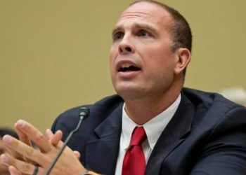 EE.UU. tiene un programa secreto sobre OVNIS, asegura un exfuncionario