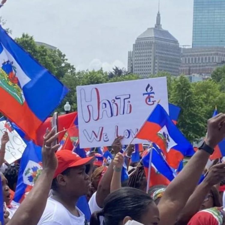 Miles de haitianos marchan en Florida contra la criminalidad en su país