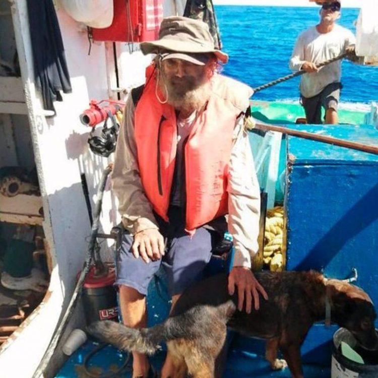 Rescatan a un marinero australiano que llevaba tres meses varado en altamar