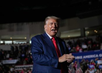 Trump solicitará recusación de la jueza de su caso por elecciones de 2020