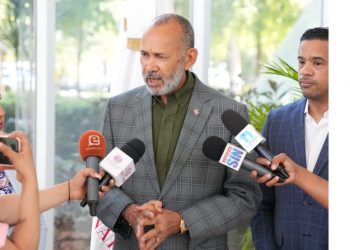 INABIE aclara polocheres en venta con su nombre no corresponden a mercancía de la institución