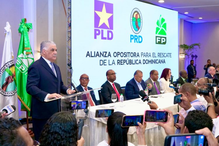PRD, PLD y Fuerza del Pueblo pactan alianza opositora para elecciones 2024