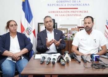 Gobierno inicia entrega de ayuda económica a familiares de víctimas en explosión en San Cristóbal