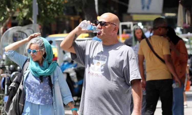 Irán declara dos días de vacaciones debido a sofocante ola de calor