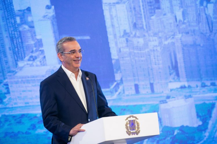 Presidente Abinader afirma hay posibilidad de flexibilizar medidas contra Haití