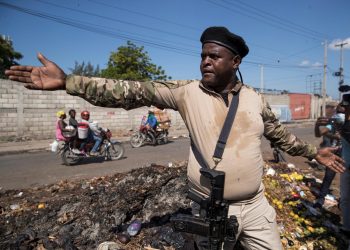 Líder de la banda haitiana G9 exige la salida del primer ministro Ariel Henry