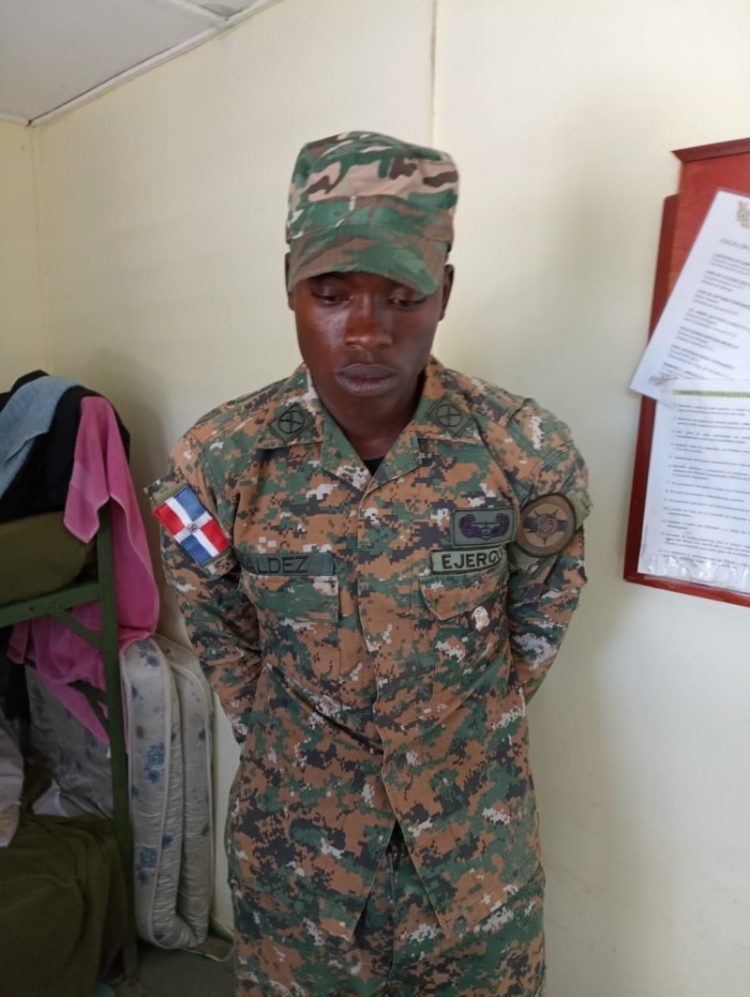 Detienen a un haitiano que se hizo pasar por militar del Ejército Dominicano