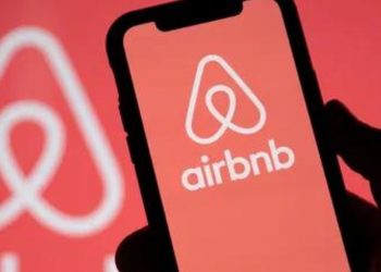 Nueva York comienza a aplicar restricciones a los alquileres de Airbnb y otras plataformas