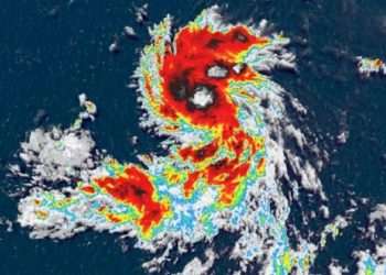 El huracán Lee se desplaza por el Atlántico hacia el nordeste del Caribe