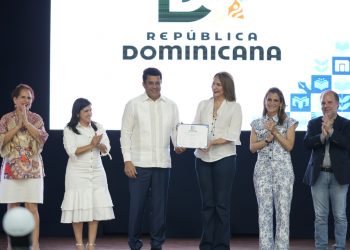 Feria Internacional del Libro es certificada como Marca País