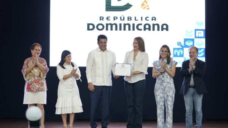 Feria Internacional del Libro es certificada como Marca País